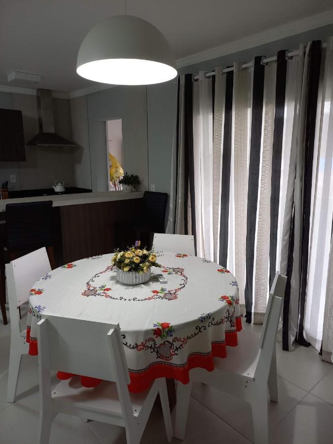 Apartamento Familiar No Centro De Pomerode. Ngoại thất bức ảnh